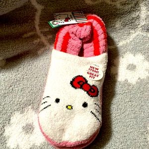 HELLO KITTY SLIPPER SOCKS
